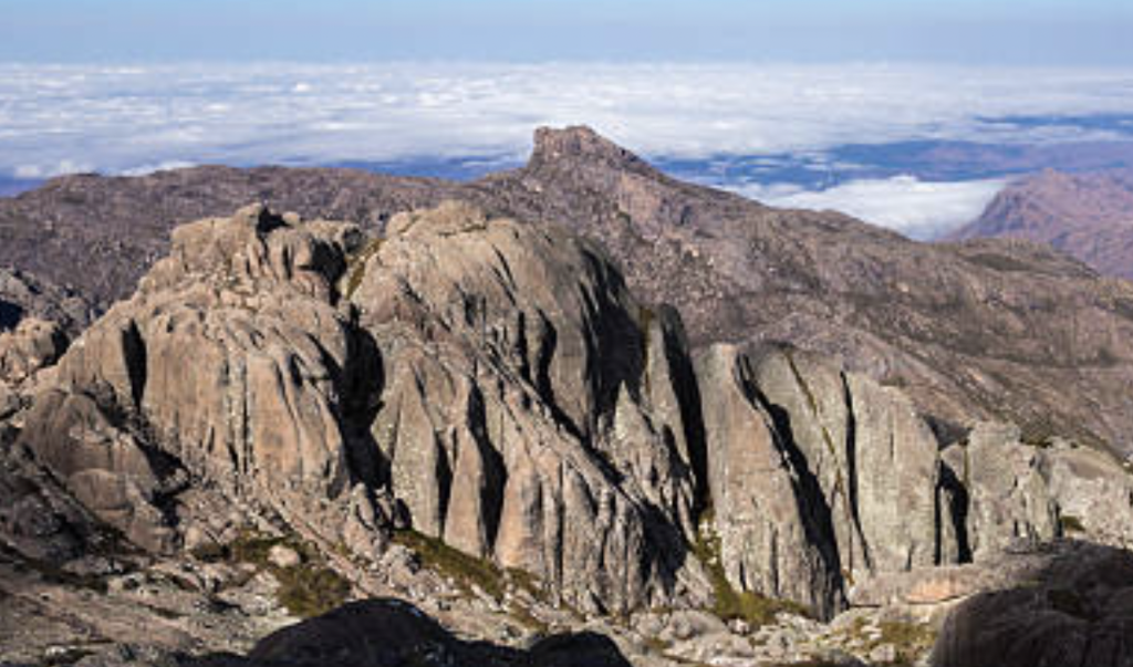 Pic Imarivolanitra (Peak Bobby)
